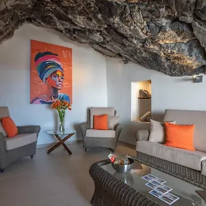  Ferienhaus Spectacular Cave With Two Large Terraces